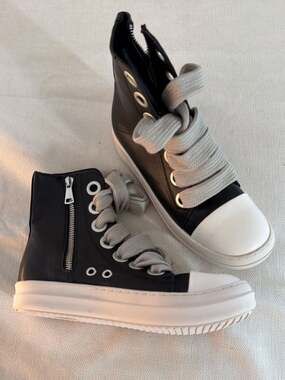 Jumbo Lace Platform High Top Sneakers Black/White Size 38